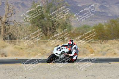 media/Dec-05-2024-Racers Edge (Thu) [[e102e0690b]]/3-B Group/Session 4 Turn 2/